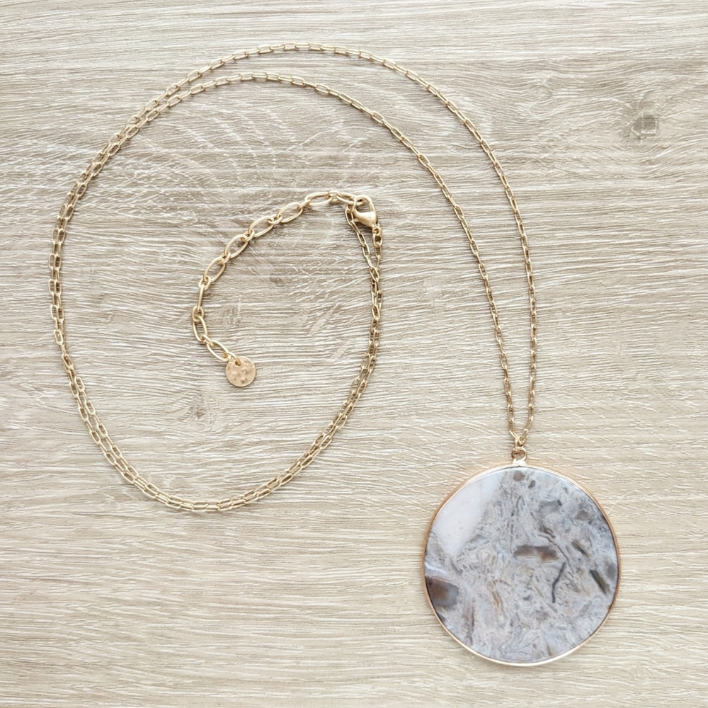 Stone Circle Medallion Pendant Necklace